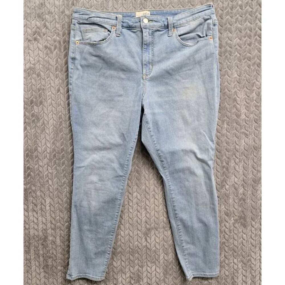 Universal Thread High Rise Skinny Jeans Size 16/33s Stretch Denim Blue